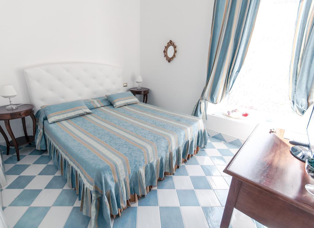 Palazzo Dogana Rooms Agropoli Oda fotoğraf